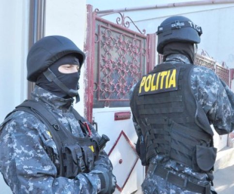 Percheziţii la Constanţa şi în alte judeţe, la evazioniştii care au creat un prejudiciu de 2,5 mil. euro